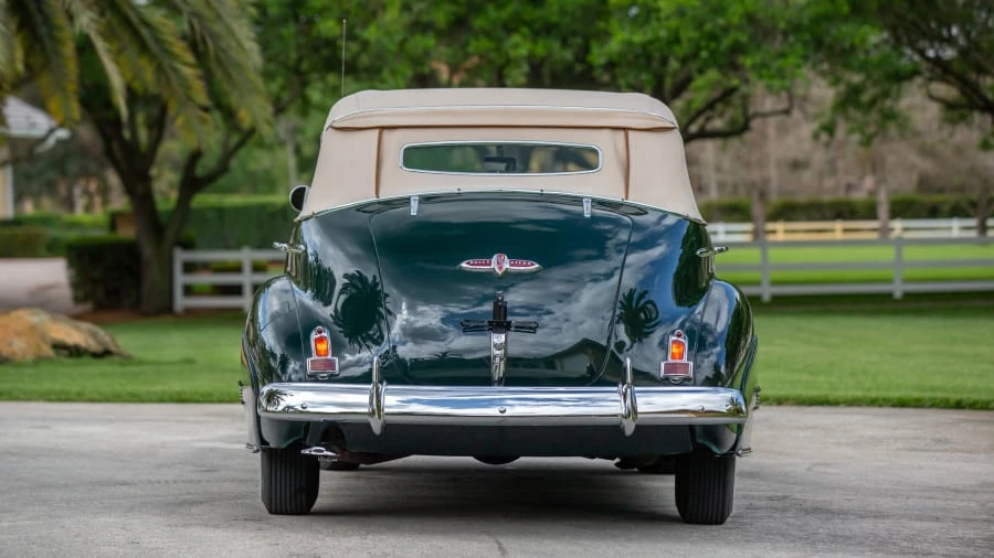 1941 Buick Roadmaster - Image 20 of 20