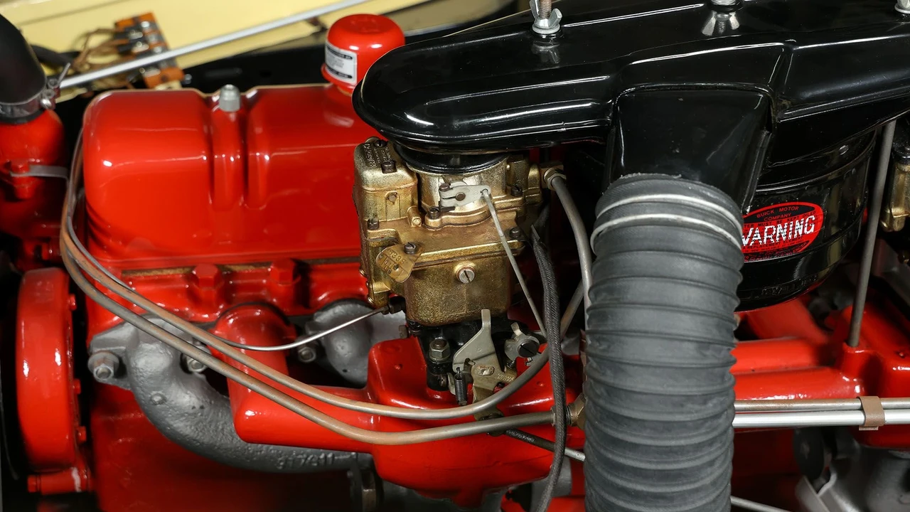 1941 Buick Roadmaster - Image 30 of 31