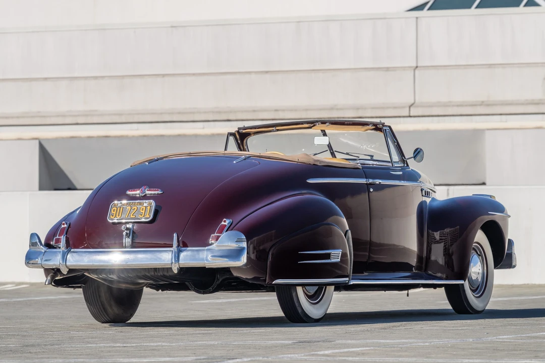 1941 Buick Super - Image 10 of 31