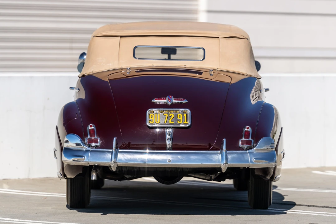 1941 Buick Super - Image 12 of 31