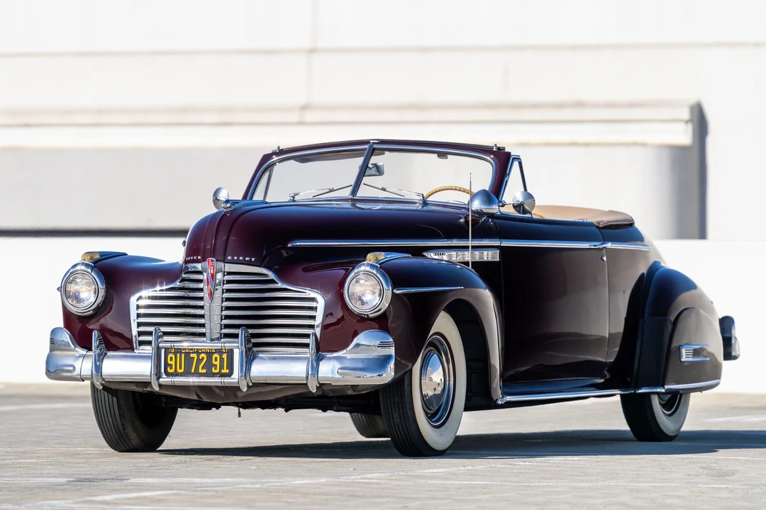 1941 Buick Super - Image 2 of 31