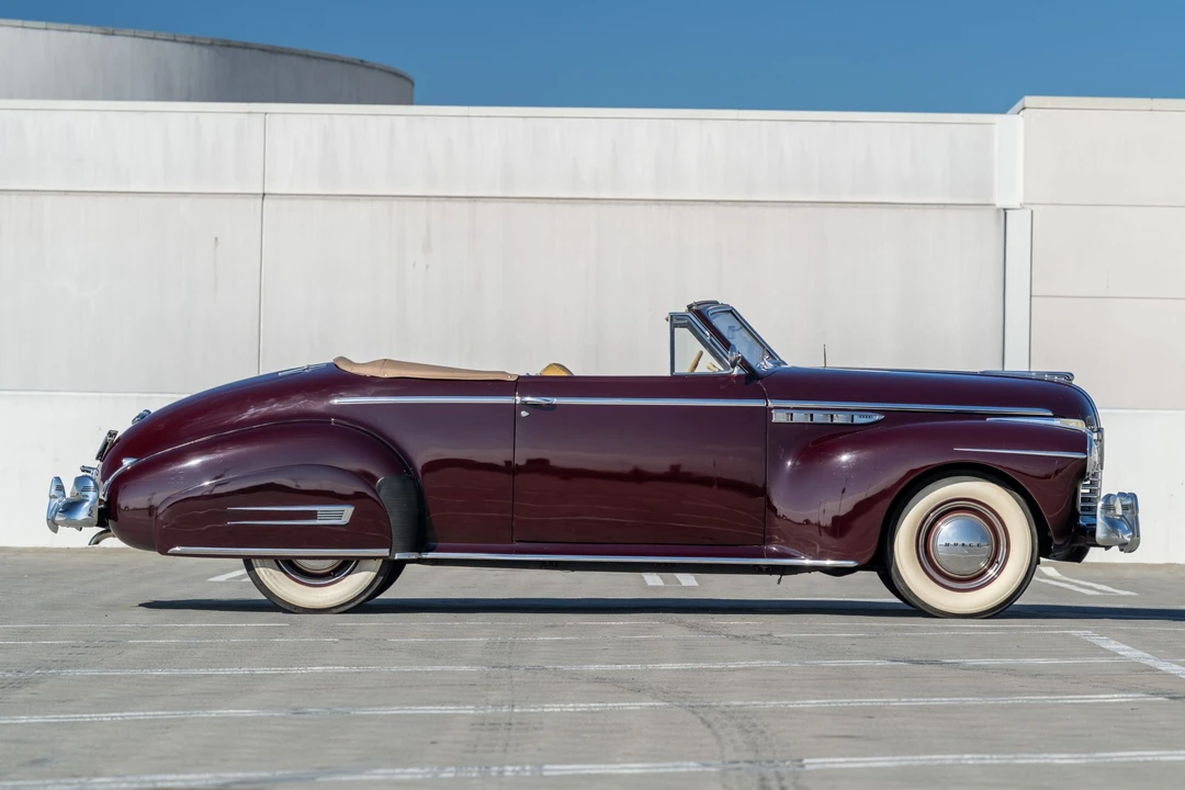 1941 Buick Super - Image 8 of 31
