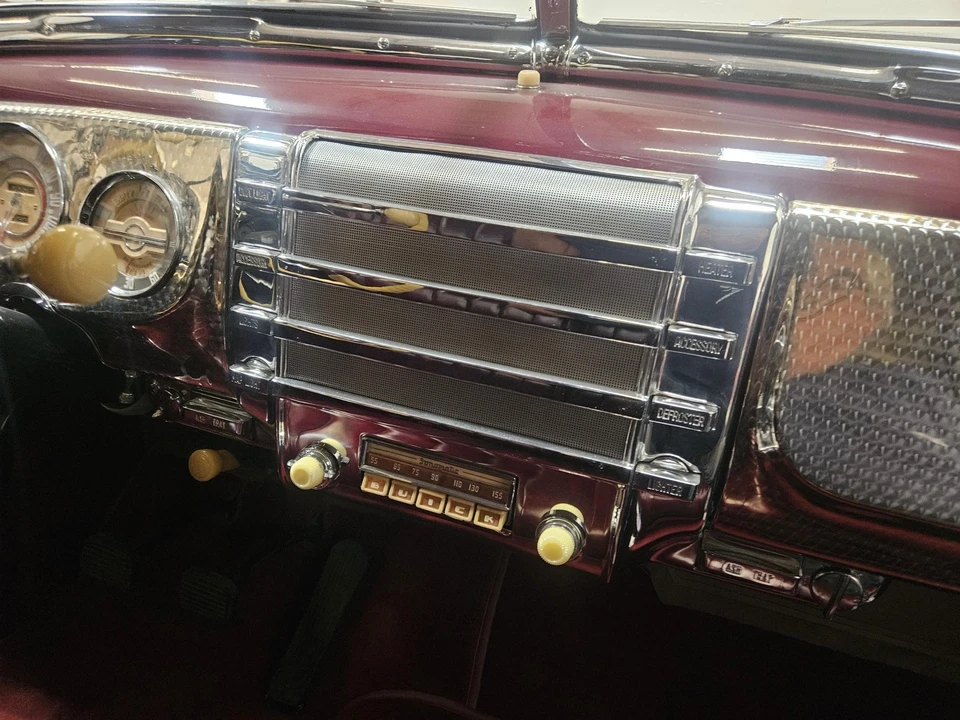 1941 Buick Super - Image 16 of 31
