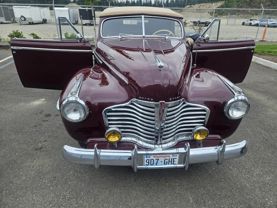 1941 Buick Super - Image 7 of 31