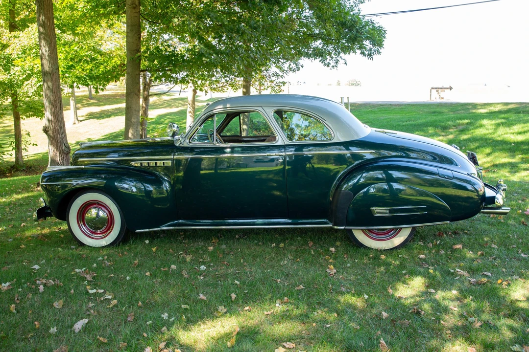 1941 Buick Super - Image 8 of 31