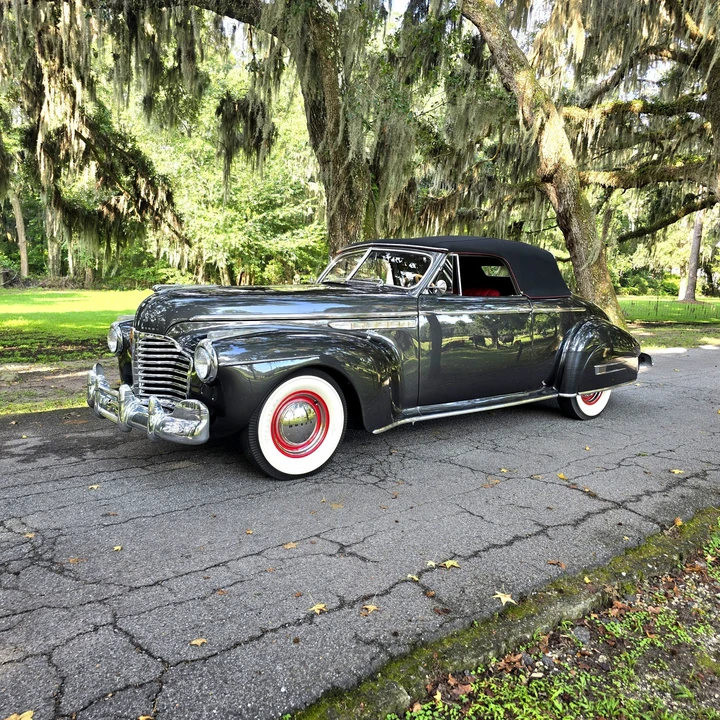 1941 Buick Roadmaster - Image 11 of 31