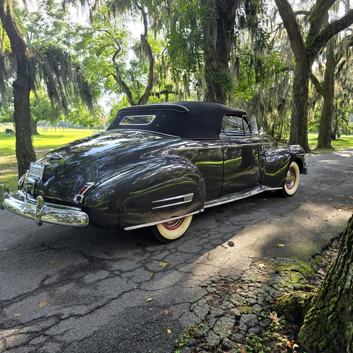 1941 Buick Roadmaster - Image 19 of 31