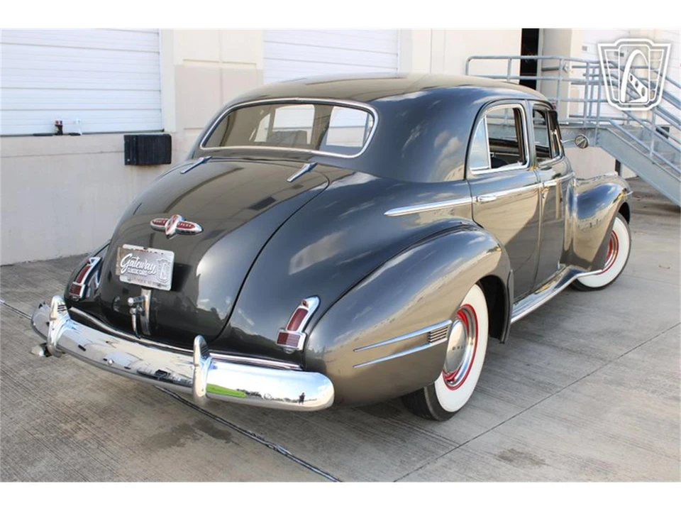 1941 Buick Super - Image 16 of 31