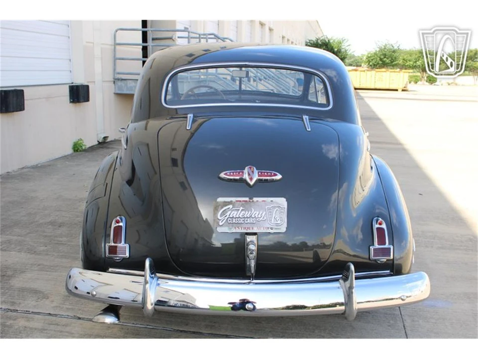 1941 Buick Super - Image 12 of 31