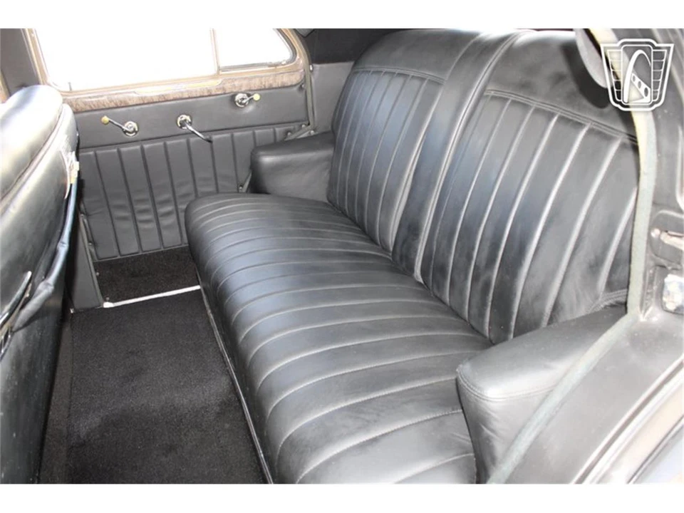 1941 Buick Super - Image 8 of 31