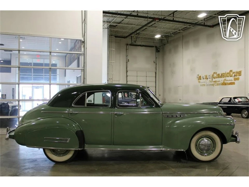 1941 Buick Super - Image 14 of 31