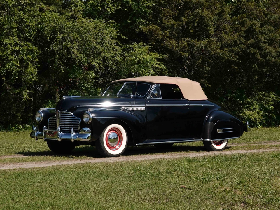 1941 Buick Super - Image 2 of 31