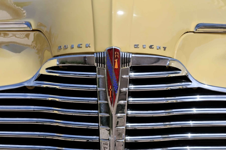 1941 Buick Super - Image 11 of 12