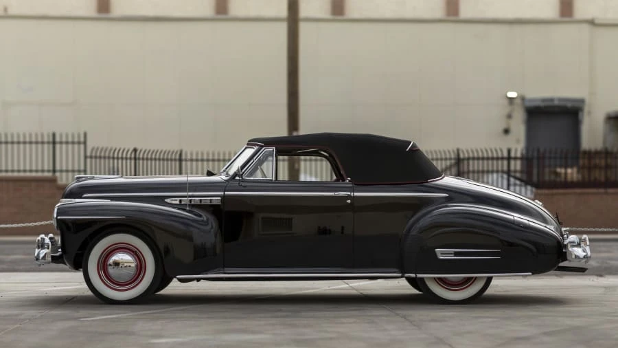1941 Buick Super - Image 11 of 12