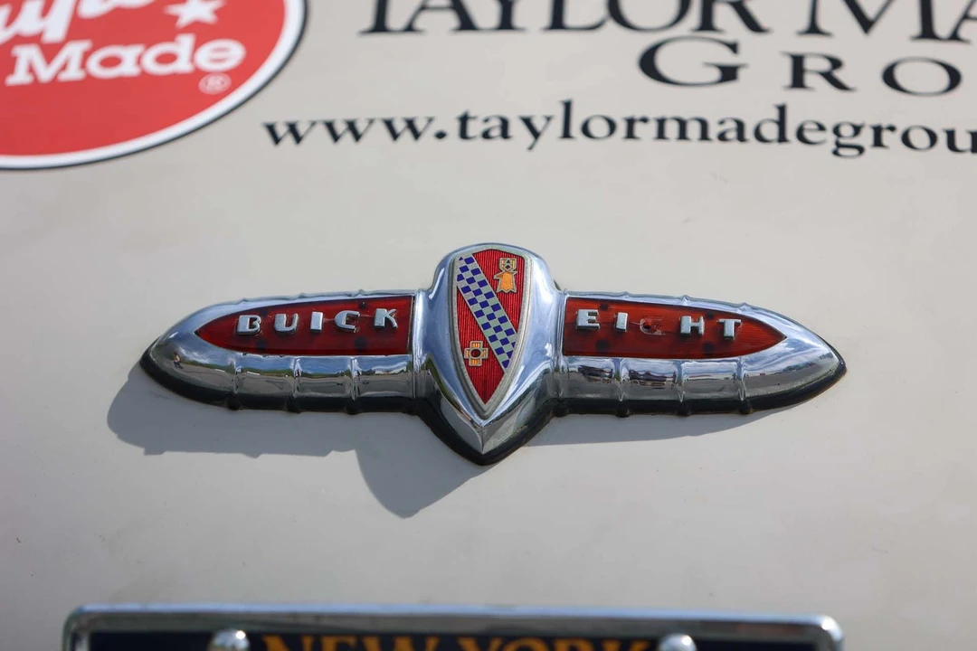 1941 Buick Super - Image 28 of 31