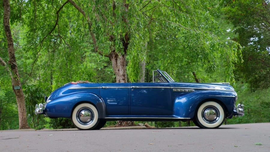1941 Buick Super - Image 2 of 12