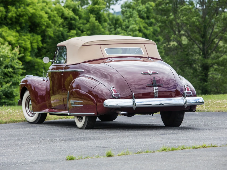 1941 Buick Super - Image 2 of 30