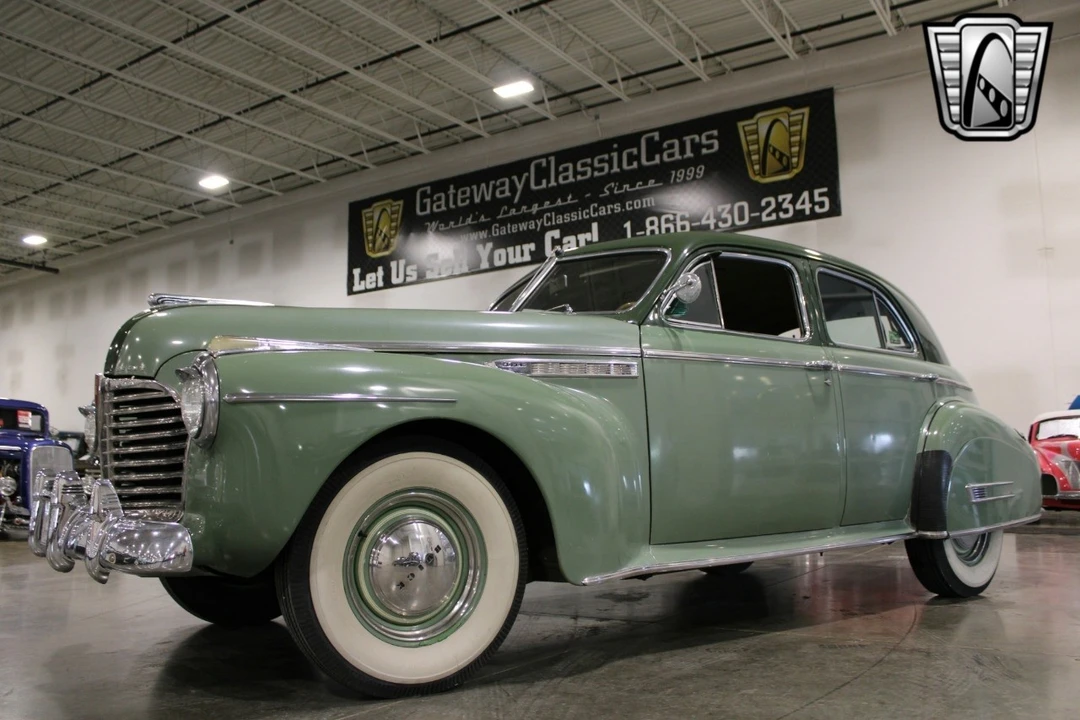 1941 Buick Super - Image 9 of 12