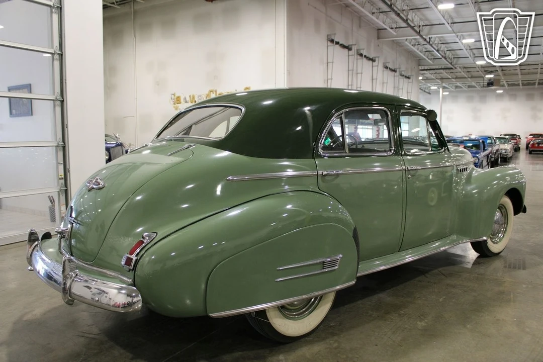 1941 Buick Super - Image 16 of 21