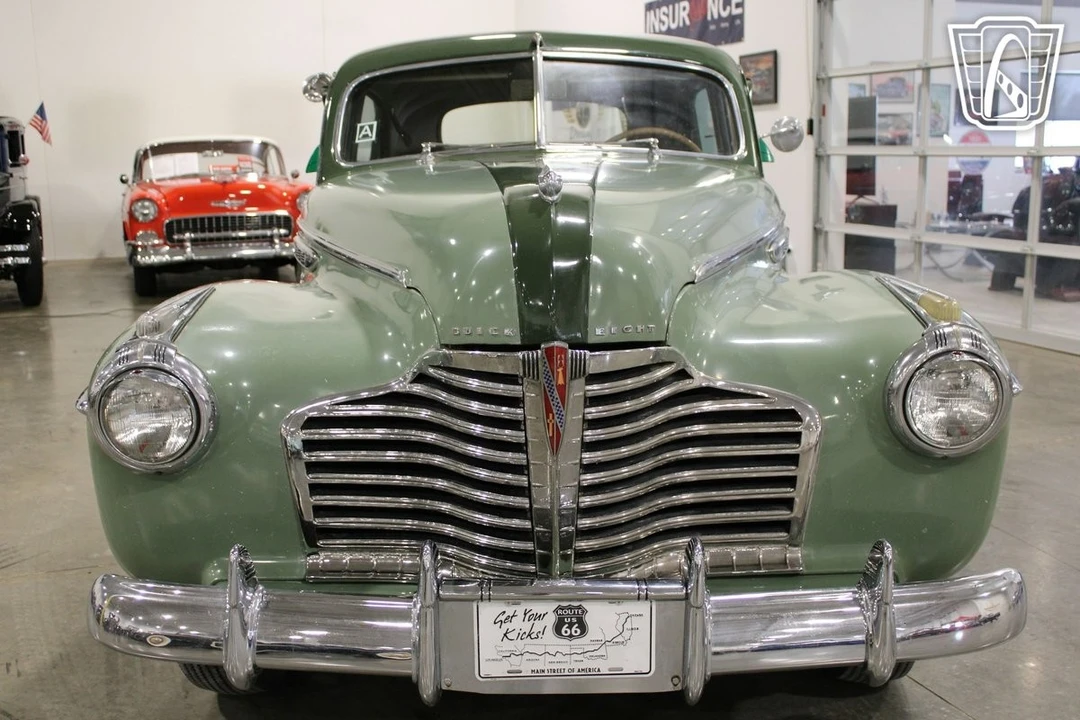 1941 Buick Super - Image 13 of 21