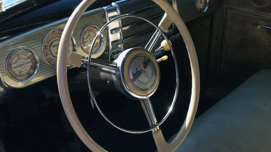 1941 Buick Super - Image 3 of 5