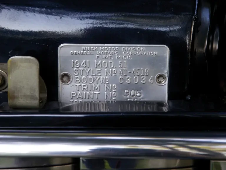 1941 Buick Super - Image 16 of 21