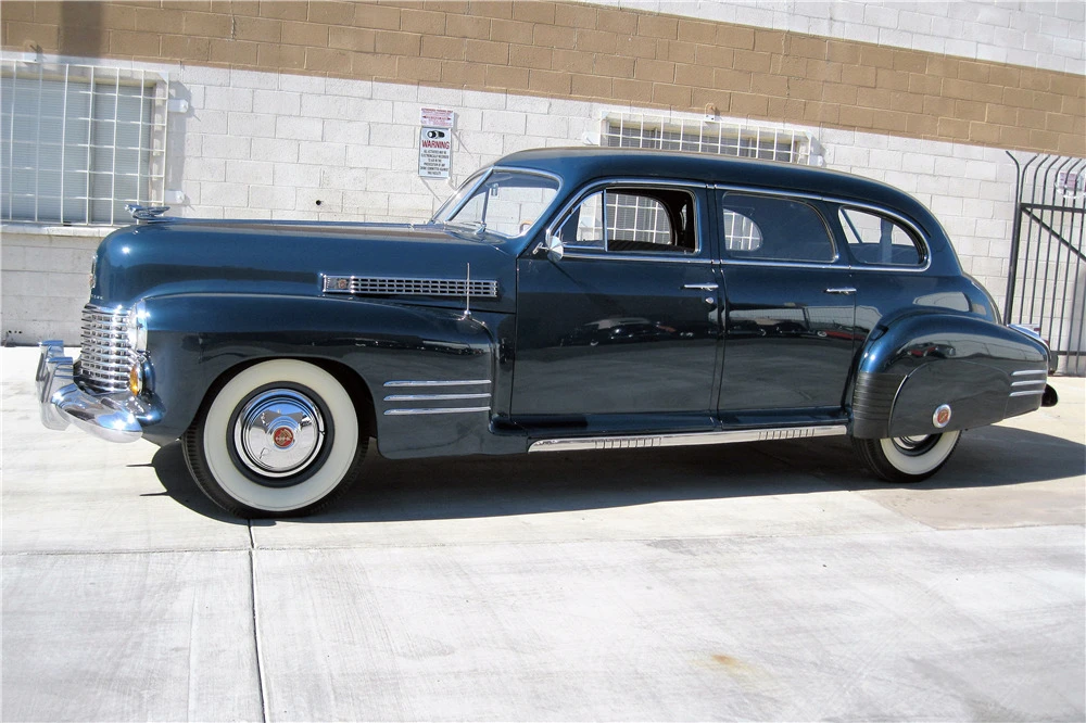 1941 Cadillac Series 70 & 75 - Image 3 of 3