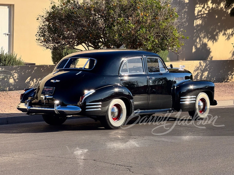 1941 Cadillac Series 62 1st Gen - Image 2 of 8