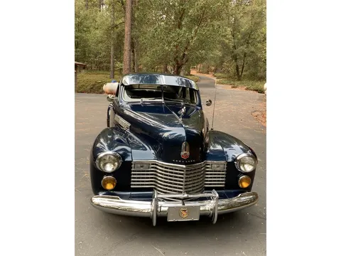 1941 Cadillac 4-Dr Sedan