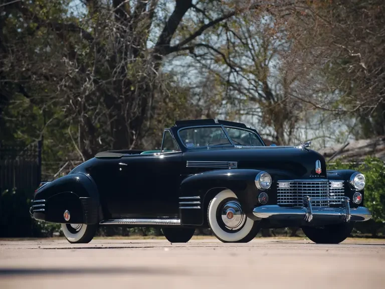 1941 Cadillac Series 70 & 75 - Image 2 of 17