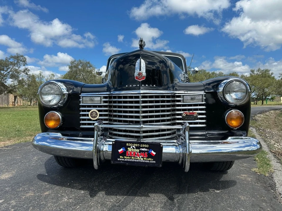 1941 Cadillac Sixty Special - Image 9 of 12