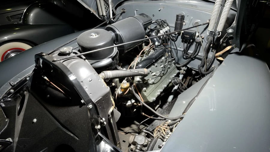 1941 Cadillac Sixty Special - Image 5 of 11