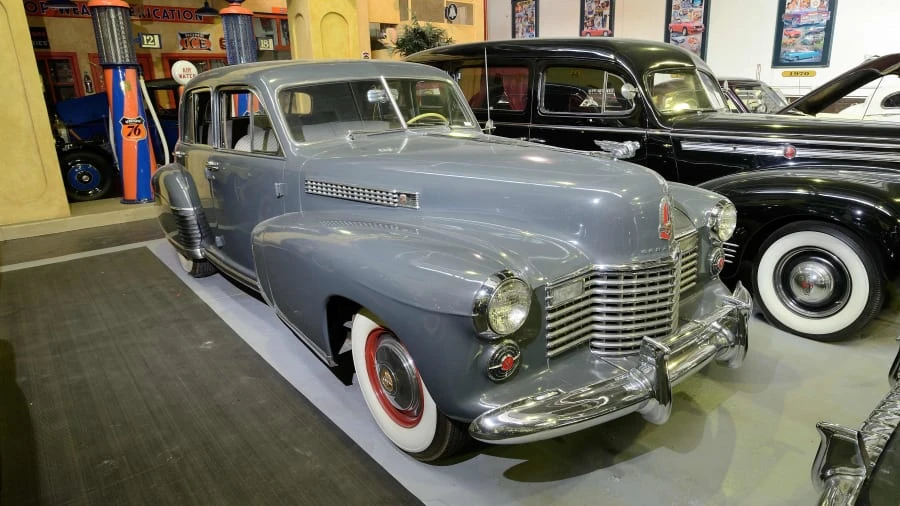 1941 Cadillac Sixty Special - Image 10 of 11