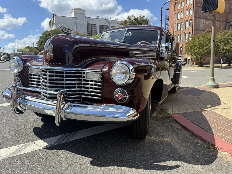 1941 Cadillac Sixty Special - Image 4 of 31