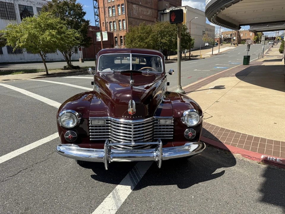 1941 Cadillac Sixty Special - Image 5 of 31