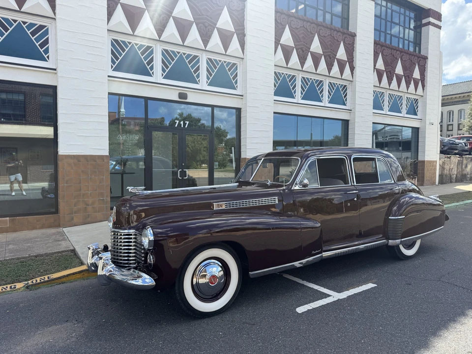 1941 Cadillac Sixty Special - Image 2 of 31