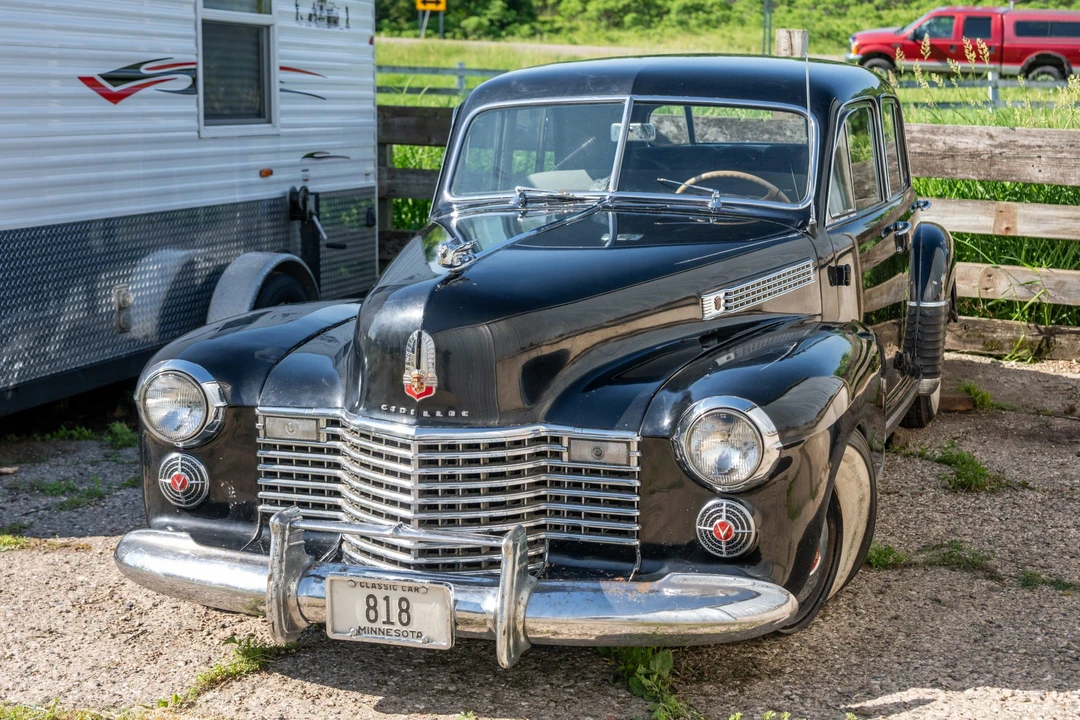 1941 Cadillac Sixty Special - Image 3 of 31