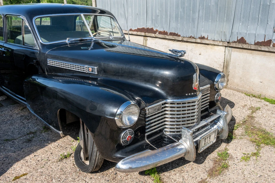1941 Cadillac Sixty Special - Image 9 of 31