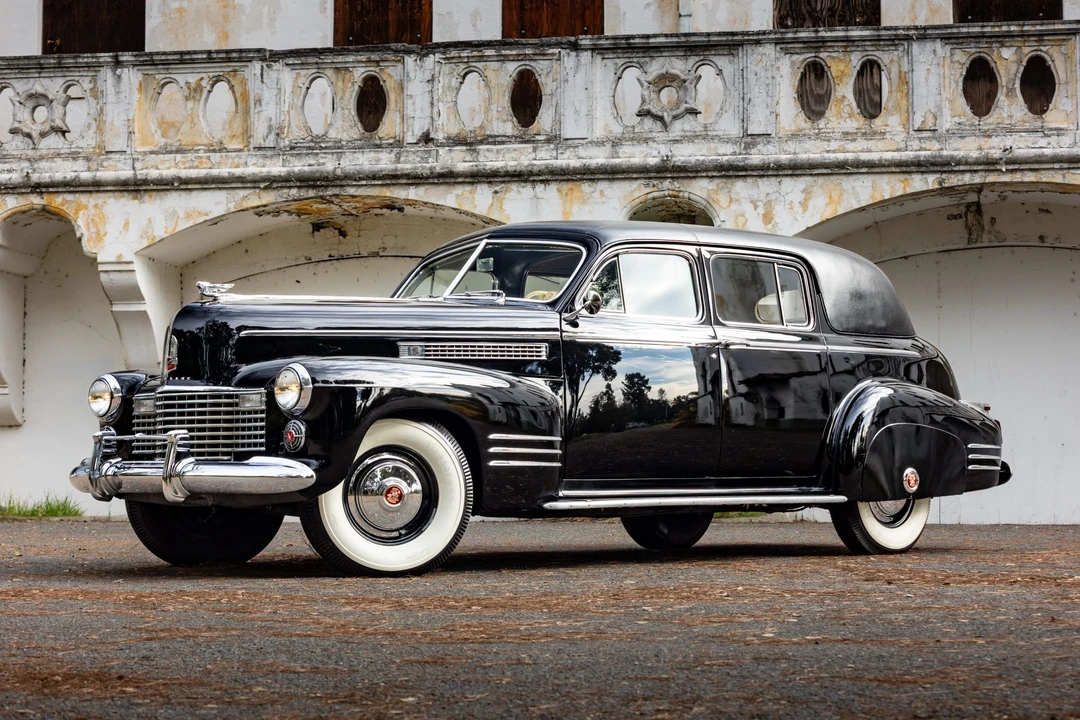 1941 Cadillac Series 70 & 75 - Image 3 of 31