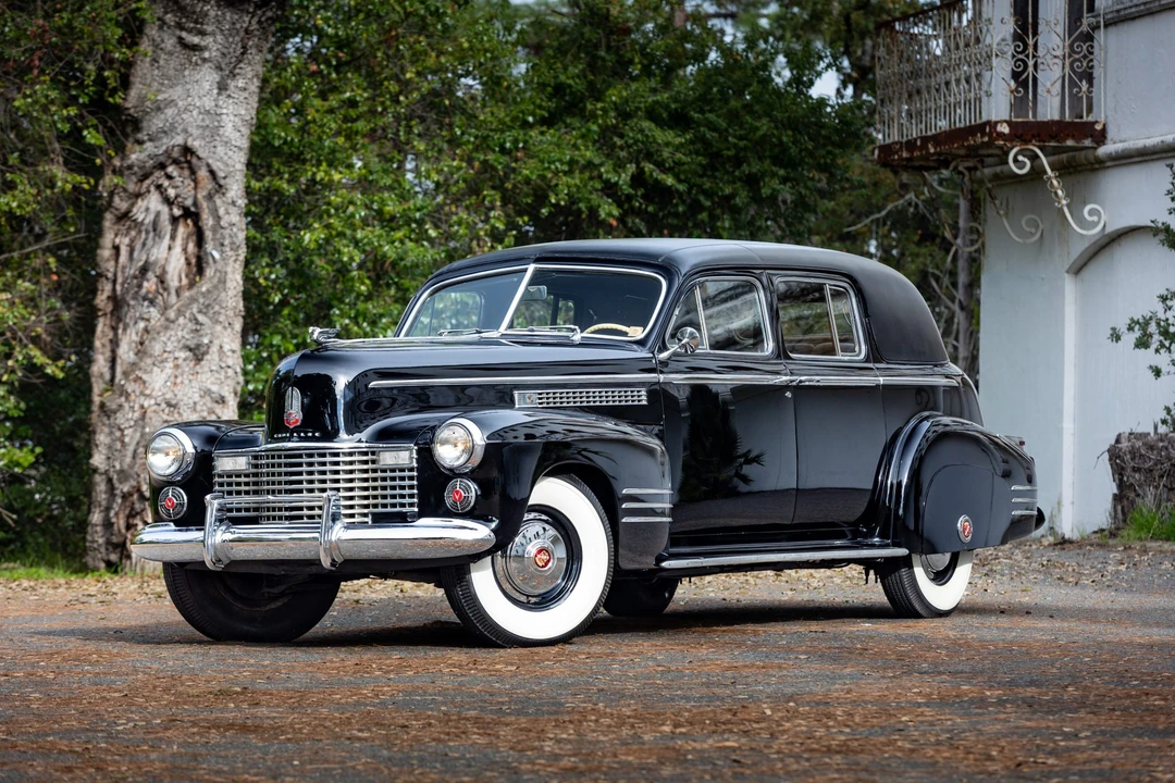 1941 Cadillac Series 70 & 75 - Image 6 of 31