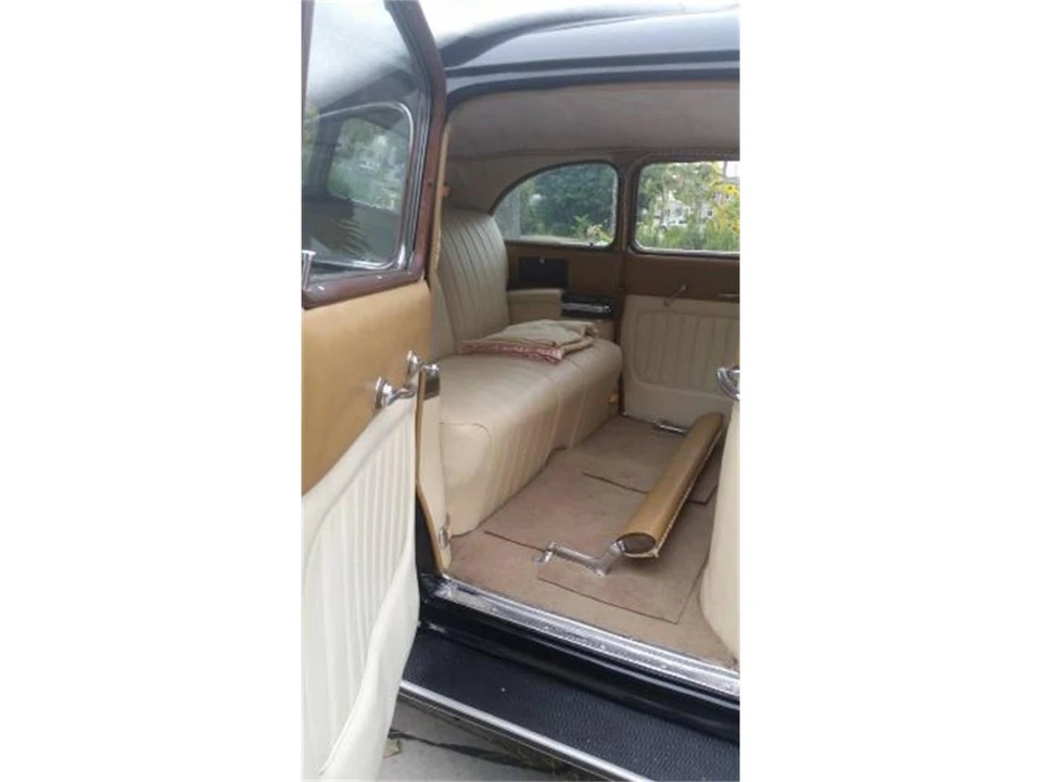 1941 Cadillac Series 70 & 75 - Image 5 of 19