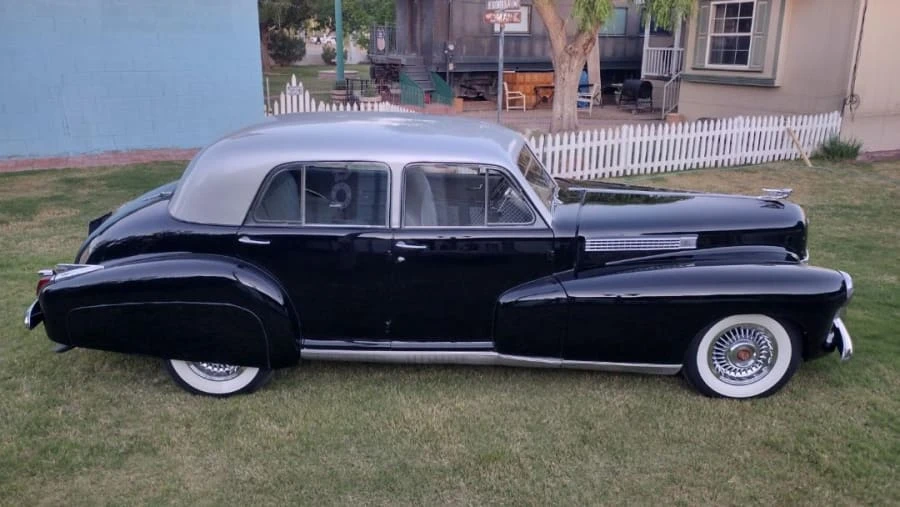 1941 Cadillac Series 60 - Image 2 of 16