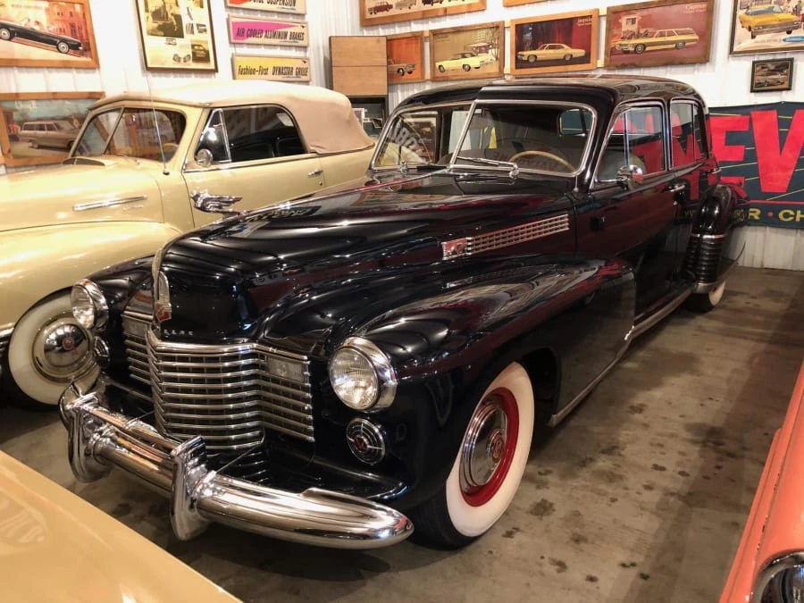1941 Cadillac Series 60 - Image 11 of 13