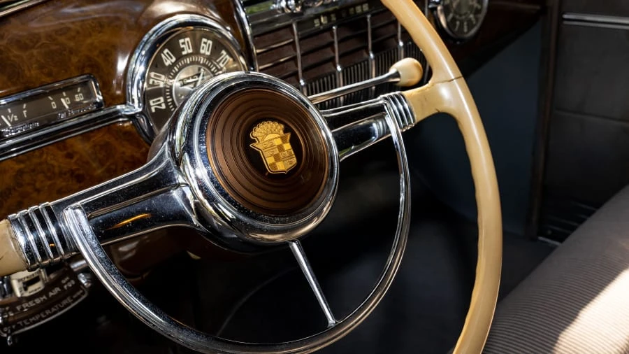 1941 Cadillac Series 60 - Image 4 of 31