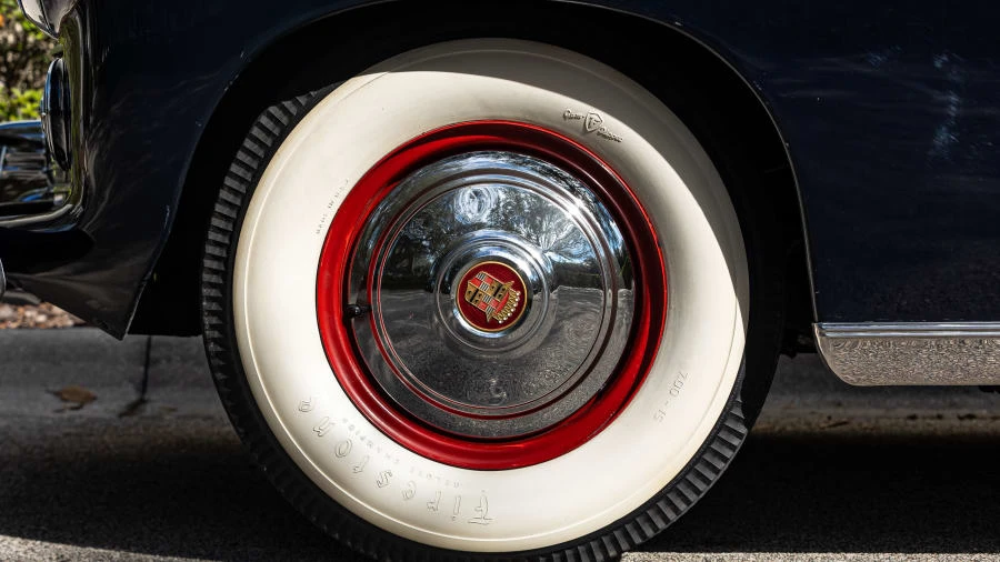 1941 Cadillac Series 60 - Image 29 of 31
