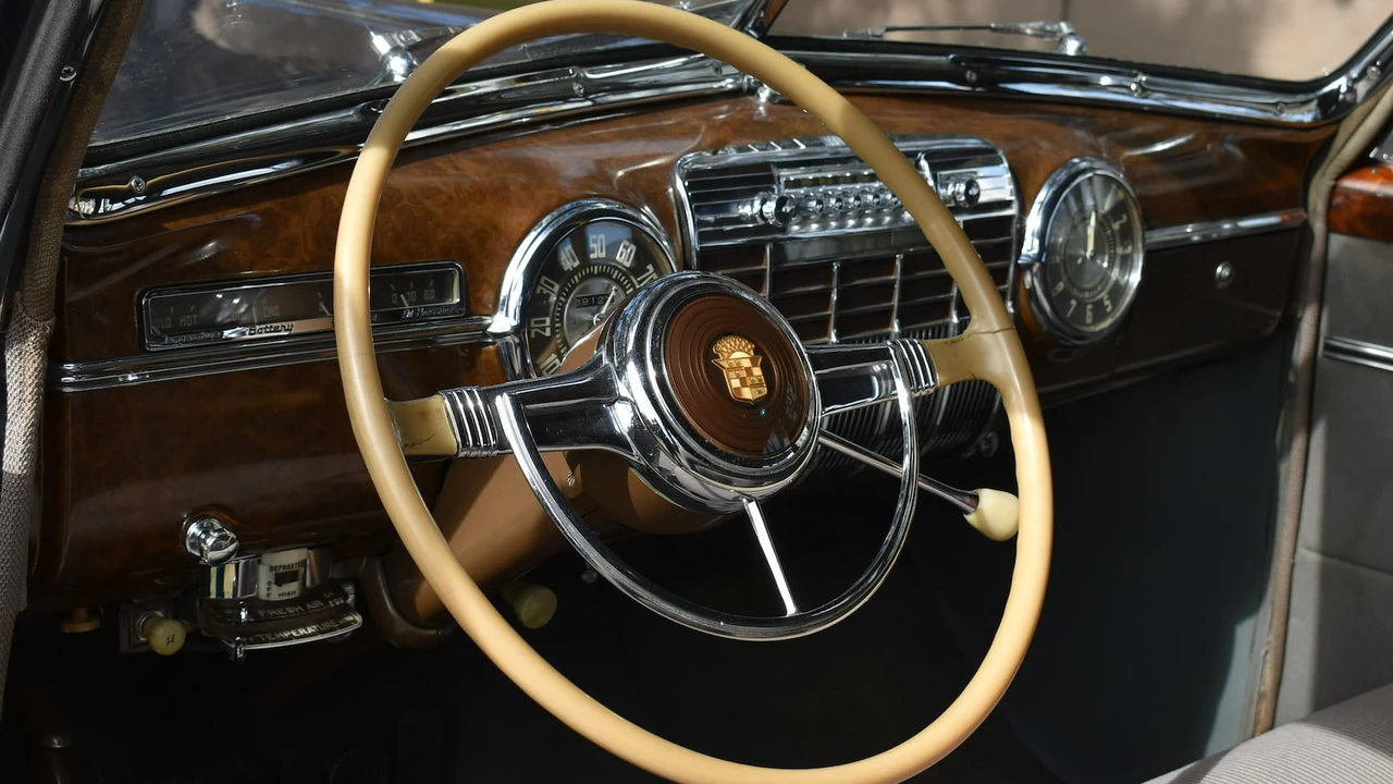 1941 Cadillac Sixty Special - Image 4 of 31