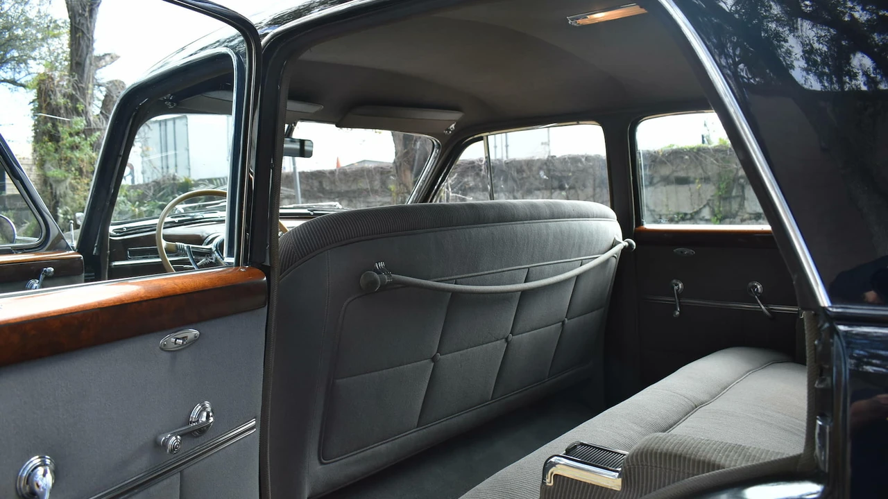 1941 Cadillac Sixty Special - Image 8 of 31