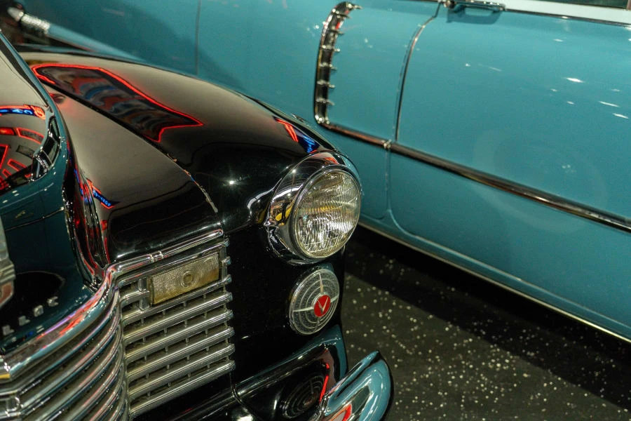 1941 Cadillac Series 60 - Image 3 of 19