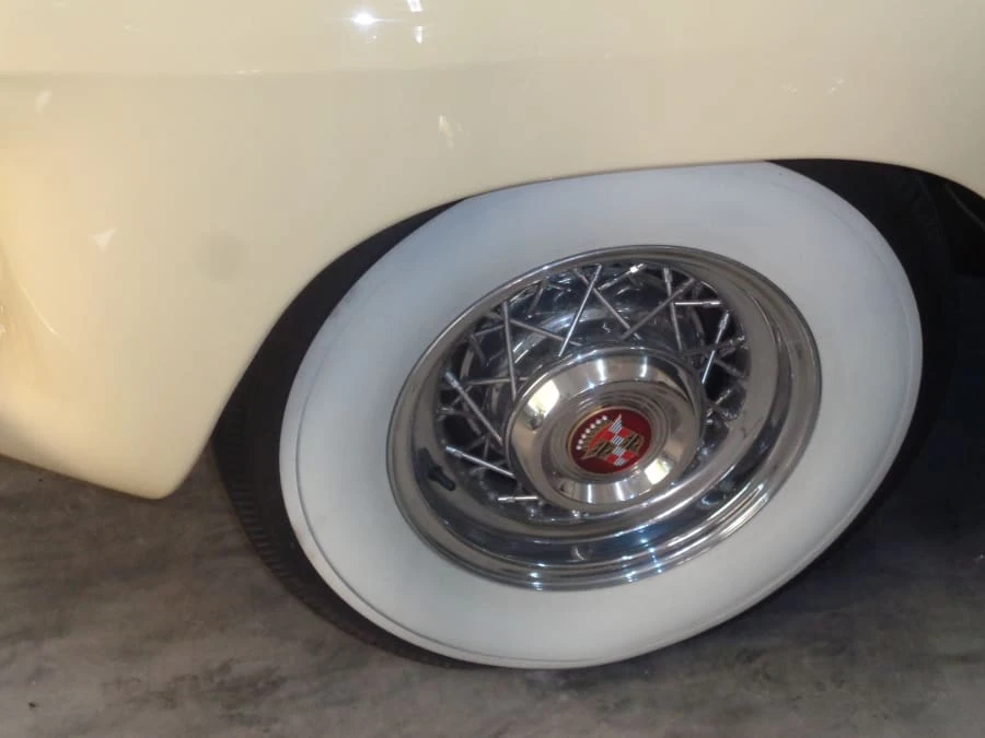 1941 Cadillac Sixty Special - Image 4 of 24