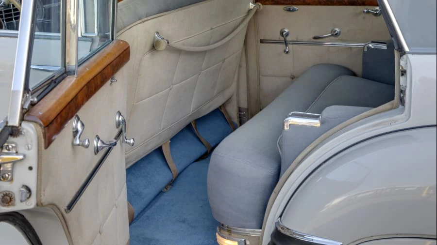 1941 Cadillac Sixty Special - Image 11 of 12